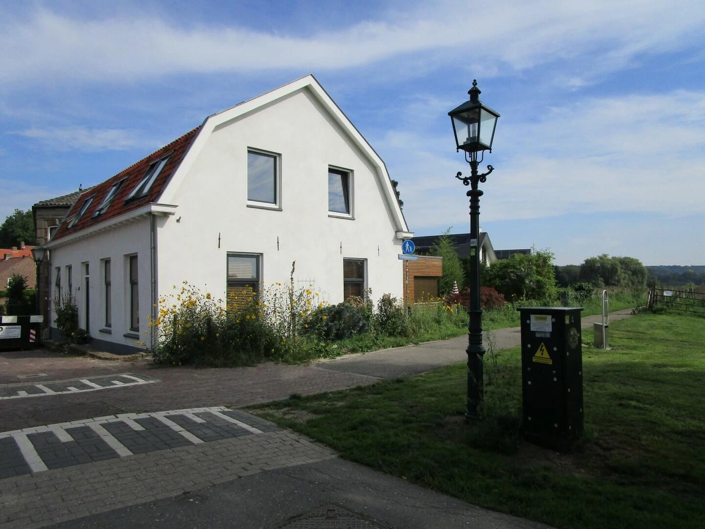IMG_0014 (Large)